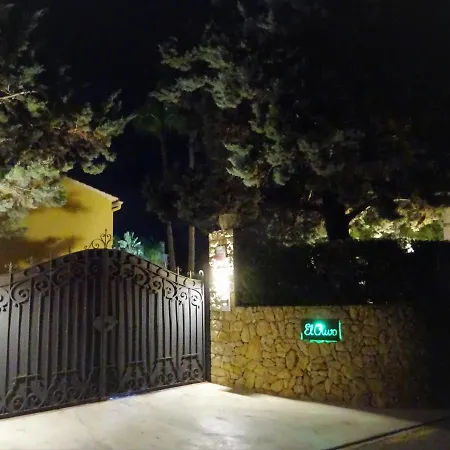 With Private Pool And Tennis Court 150 Metres From The Sea-villa El Olivo Villa Denia