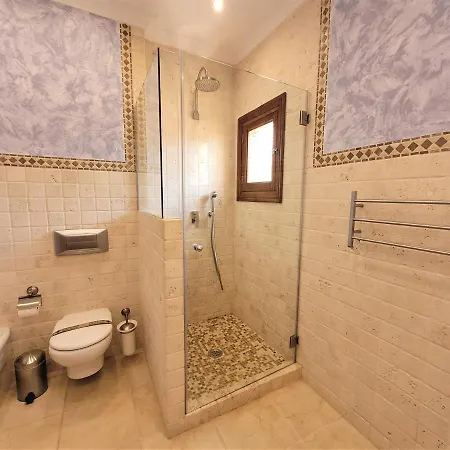 Villa With Private Pool And Tennis Court 150 Metres From The Sea-villa El Olivo Denia
