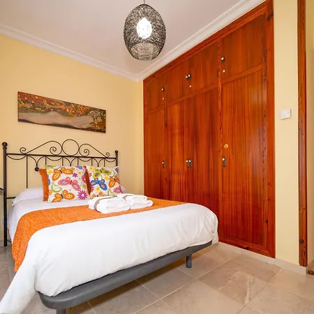 Villa With Private Pool And Tennis Court 150 Metres From The Sea-villa El Olivo Denia