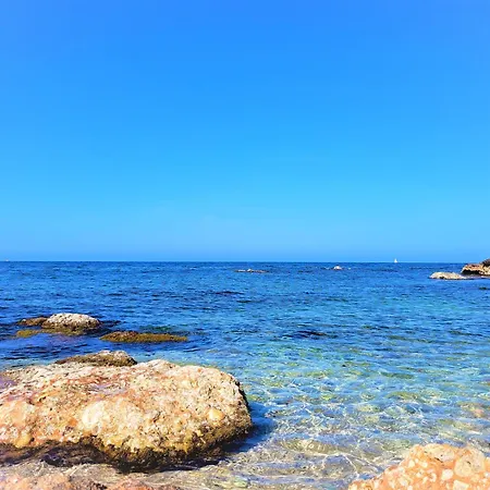 With Private Pool And Tennis Court 150 Metres From The Sea-villa El Olivo *
