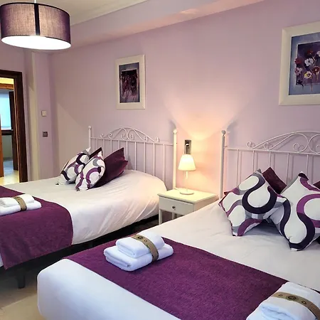 Villa With Private Pool And Tennis Court 150 Metres From The Sea-villa El Olivo