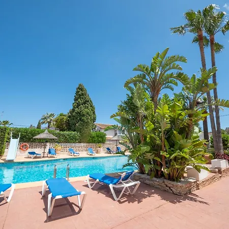 Villa With Private Pool And Tennis Court 150 Metres From The Sea-villa El Olivo Denia